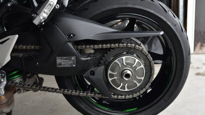 2018 Kawasaki Ninja H2SXSE rear wheel and swingarm.
