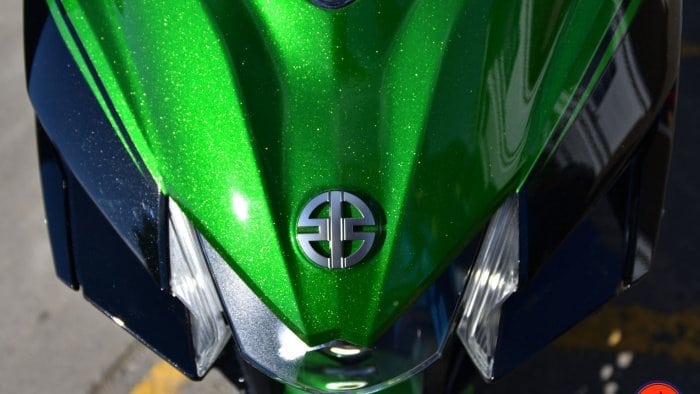2018 Kawasaki Ninja H2SXSE H2 crest on the front fairing.