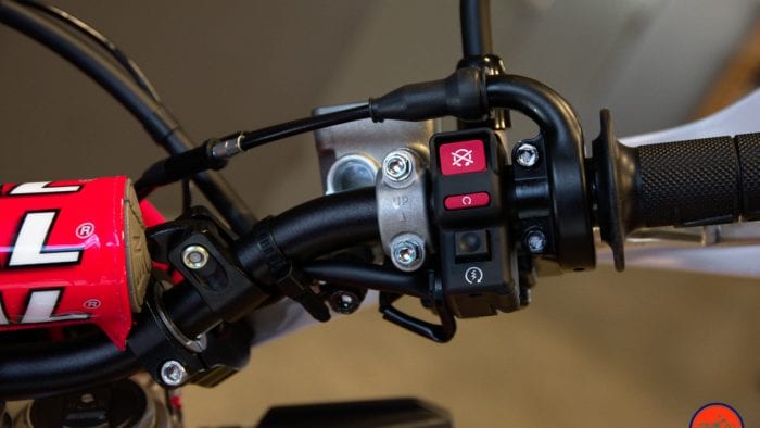 Controls of a 2019 Honda CRF450L
