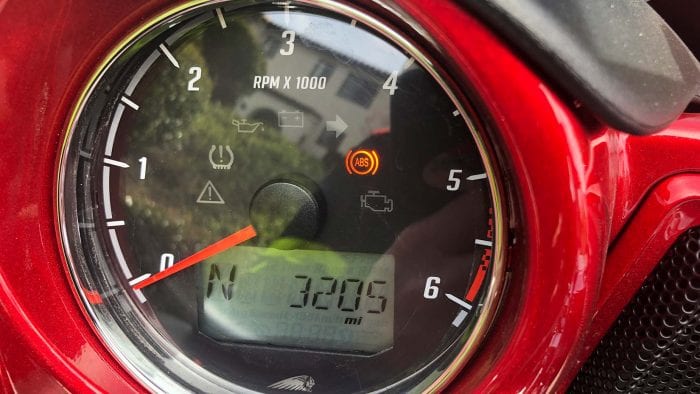 Indian Chieftain ltd odometer.