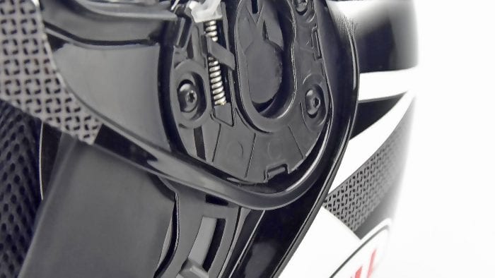 The Bell SRT Modular hinge and visor lock.