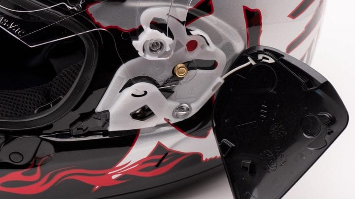 Arai Defiant-X Helmet visor mechanism