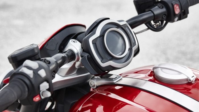 triumph rocket 3