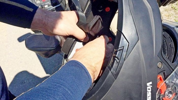 Installing the Lexin FT4 in a Voss helmet.