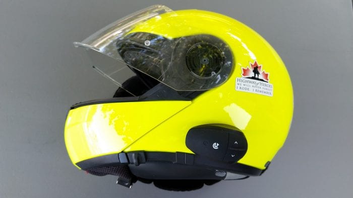 UClear AMP Go BT System attached to side of SCHUBERTH C3