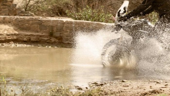 triumph tiger 900