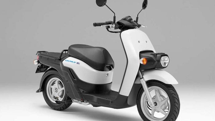 Benly-e electric scooter for Japan Post