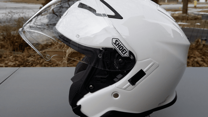 Shoei J-Cruise II, wide smooth functioning face shield, sun visor slider very effective as well