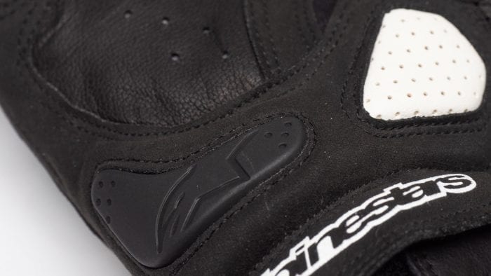 TPU palm slider located on the heel of the hand