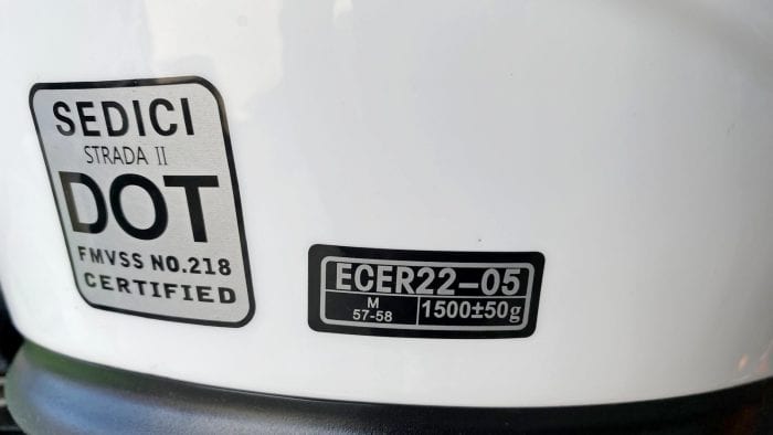 The Sedici Strada II helmet is DOT and ECE 22.05 certified.