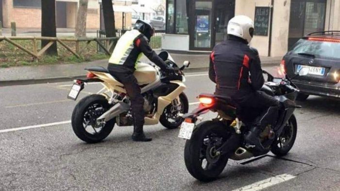 aprilia rs 660 spy shot
