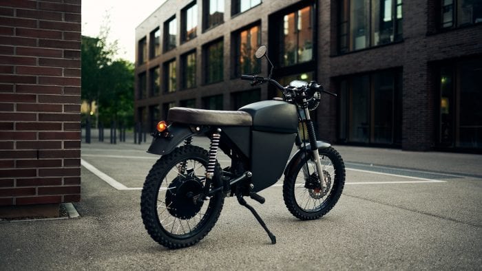 Black Tea Moped