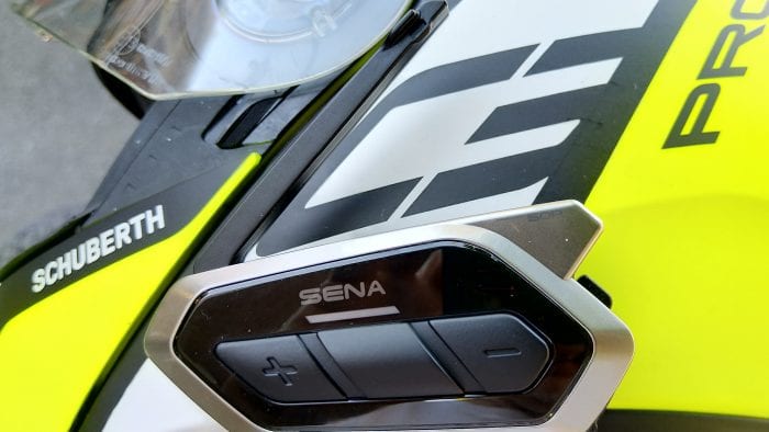 SENA 50R on SCHUBERTH C3 Pro