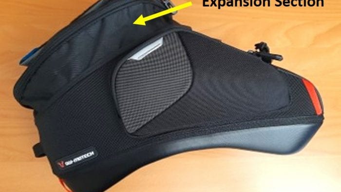 Expansion zipper on the SW Motech GS pro tank bag