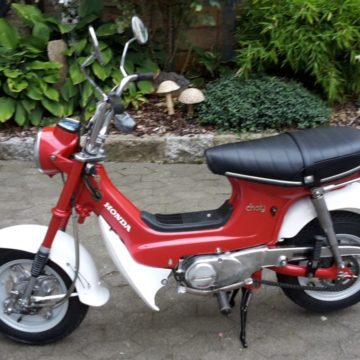 Honda Chaly CF 50 Motorcycles