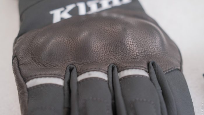 Top knuckle protection on the Klim Hardanger gloves