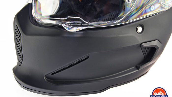These side vents on the Ruroc Atlas 3.0 helmet create loud noise when turbulent air rushes past them.