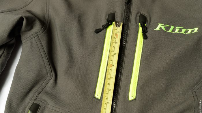 Measuring tape showing 7" length for front main zipper opening