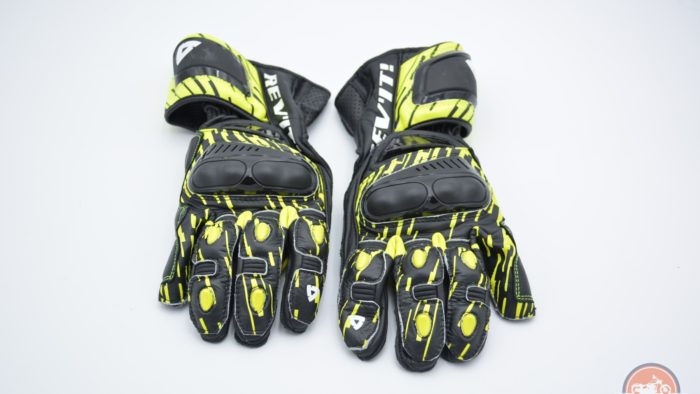 REVIT Quantum 2 glove review