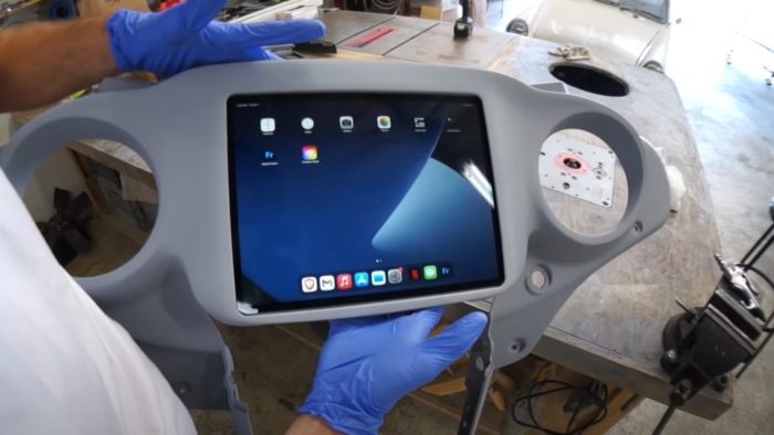A view of the iPad Pro dash created for.a Harley-Davidson Street Glide