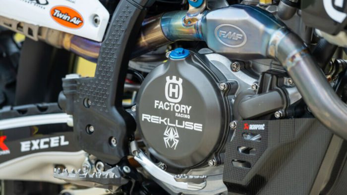 A view of a husky clutch transmission, courtesy of Rekluse