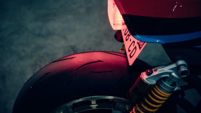 The custom FTR AMA that was created by Brice Hennebert for a commissioner who will be soon receiving the Black Swan - 1980's edge meets flat-track racer, with hints of Apaloosa pedigree