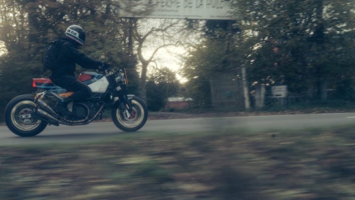 The custom FTR AMA that was created by Brice Hennebert for a commissioner who will be soon receiving the Black Swan - 1980's edge meets flat-track racer, with hints of Apaloosa pedigree
